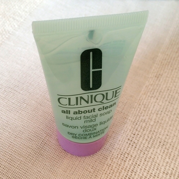 Spa Sonic Skin Care System Bundle Facial Essentials (7 Pieces) - Picture 5 of 15